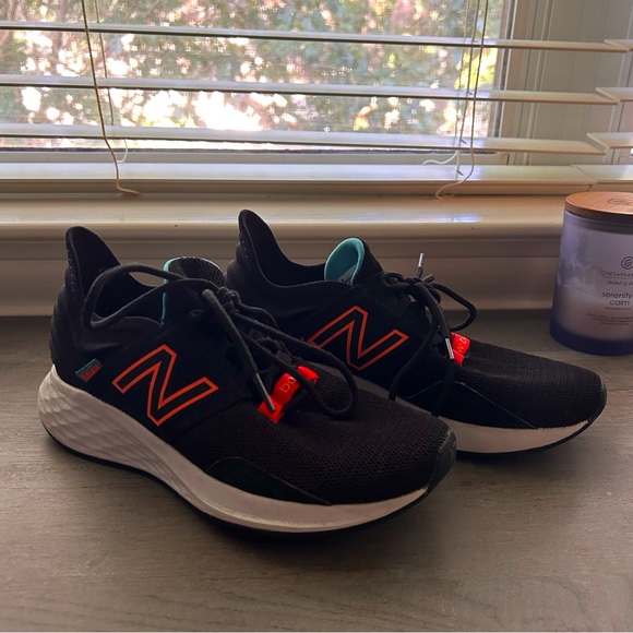 New Balance Shoes - New Balance Womens 7 ROAV Fresh Foam Sportstyle Running Shoe